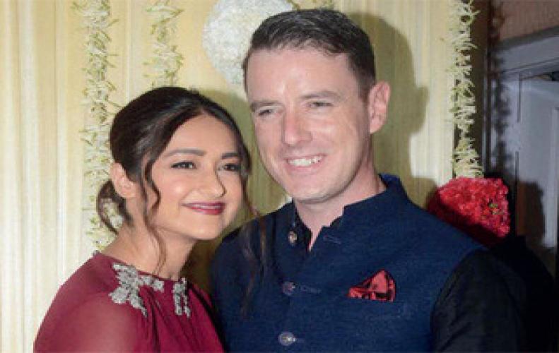 Ileana  D'Cruz confirms marriage to boyfriend Andrew Kneebone Ileana  D'Cruz confirms marriage to boyfriend Andrew Kneebon...