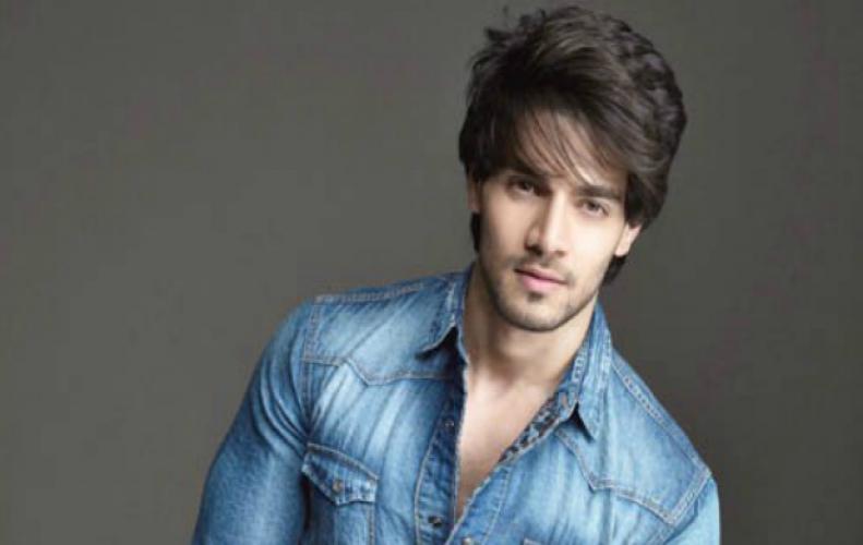 Sooraj Pancholi – An actor who has always been in limelight for wrong reasons Sooraj Pancholi – An actor who has always been in limeligh...