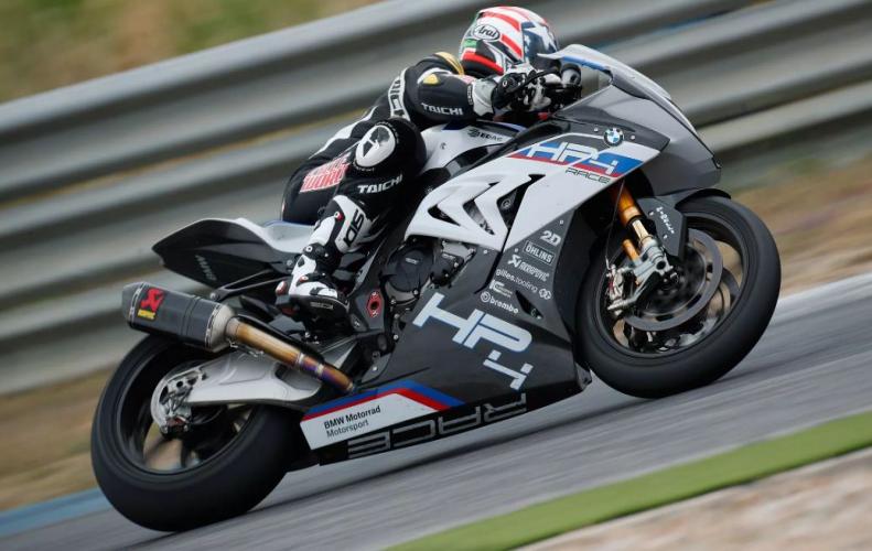 BMW HP4 Race Price in India, Specifications & Photos