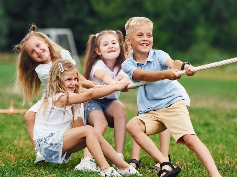 9 Fun Ways to Exercise Together as a Family