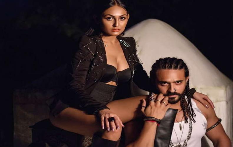 सोनी TV पर आ रहे पृथ्वीवलभ की पत्नी ने कराया सबसे बोल्ड फोटोशूट देखिये फोटोज...
