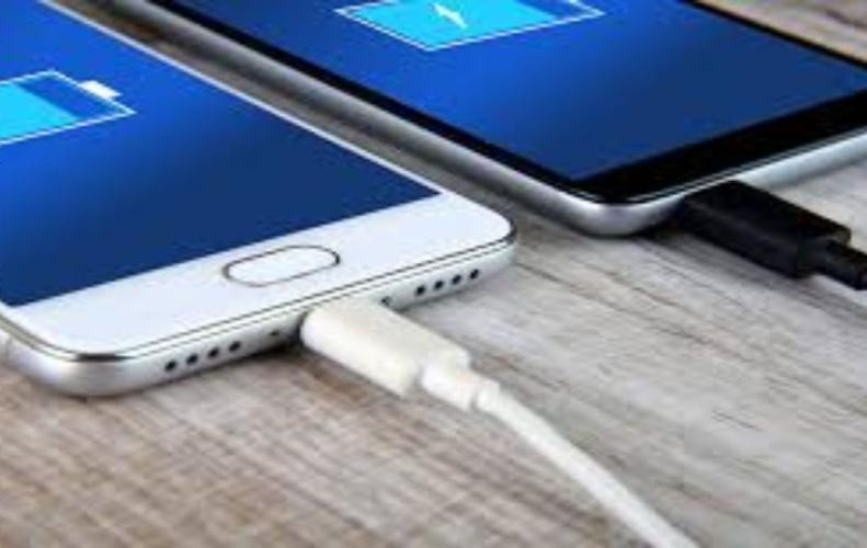 फ़ोन की बैटरी लाइफ बढ़ाने के लिए करें 80-20 रूल का इस्तेमाल | Phone Battery Life Hack