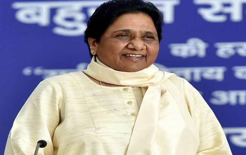 मुख्यमंत्री मायावती की जीवनी और उनसे जुड़े विवाद | Biography of Chief Minister Mayawati in Hindi मुख्यमंत्री मायावती की जीवनी और उनसे जुड़े विवाद | Biography of Chief Minister Mayawati in Hindi