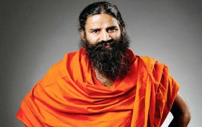 योग गुरु बाबा रामदेव की जीवनी और सफलता की कहानी |  Success Story of Yoga Guru Baba Ramdev In Hindi